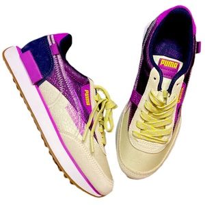 Puma Future Rider Womens sneaker size 6